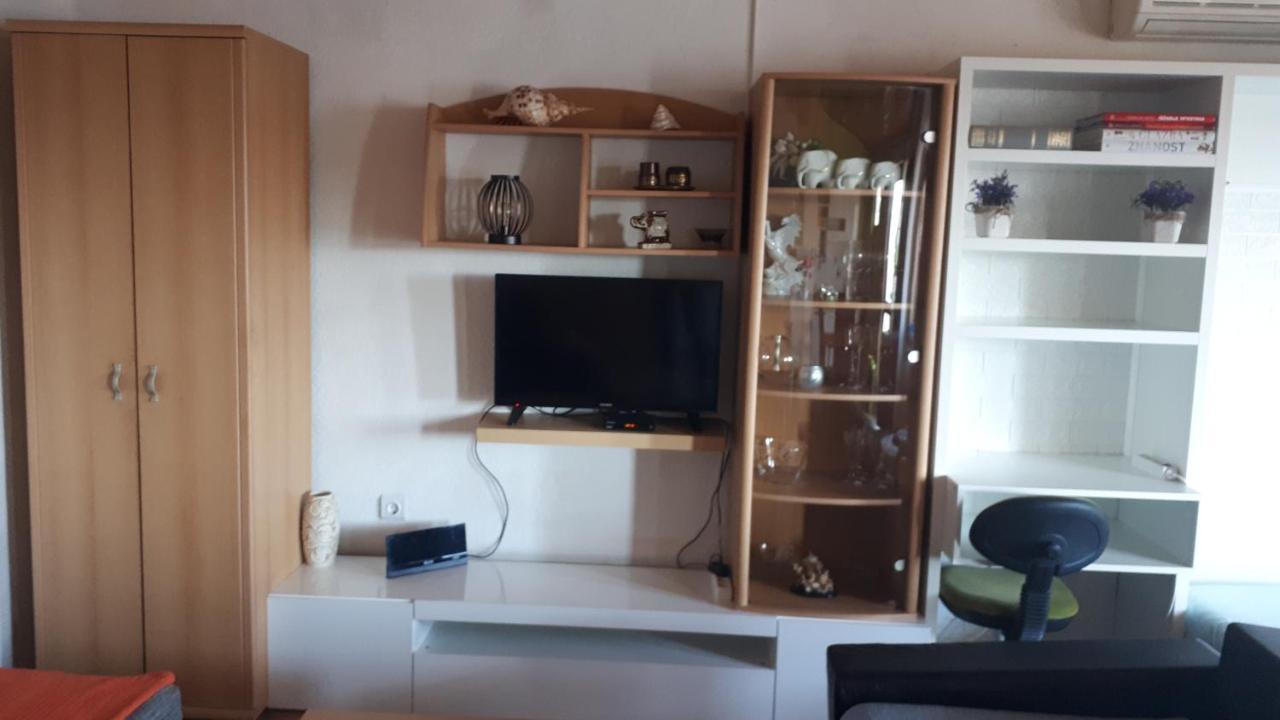 Apartmani Leko Mirjana Baška Voda Exterior foto